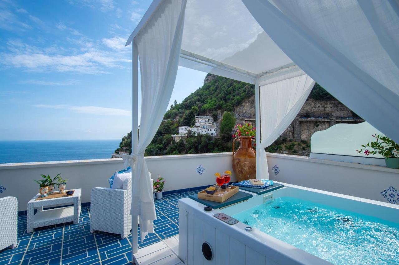 Terrazza Zaffiro Hotel Позитано Екстериор снимка